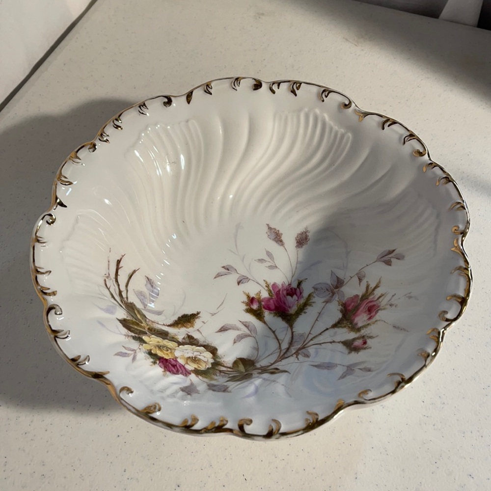 Vintage ceramic rose bowl